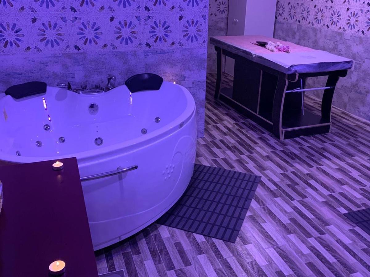 Ramada Riyadh Hotel Экстерьер фото