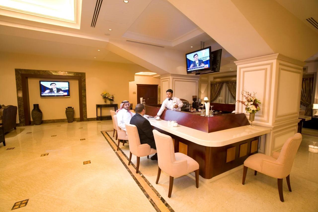Ramada Riyadh Hotel Экстерьер фото